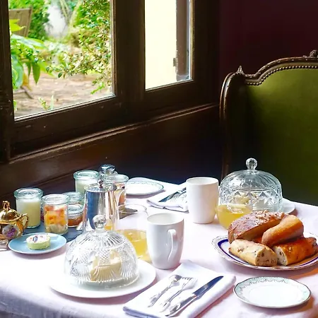Le Jardin De La Cathedrale Bed and Breakfast