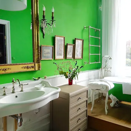 Bed and Breakfast Le Jardin De La Cathedrale 2*