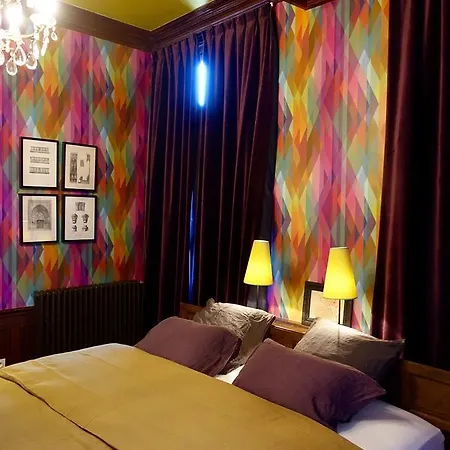 Bed and Breakfast Le Jardin De La Cathedrale 2*