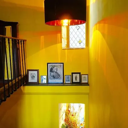 Le Jardin De La Cathedrale 2* Τρουά